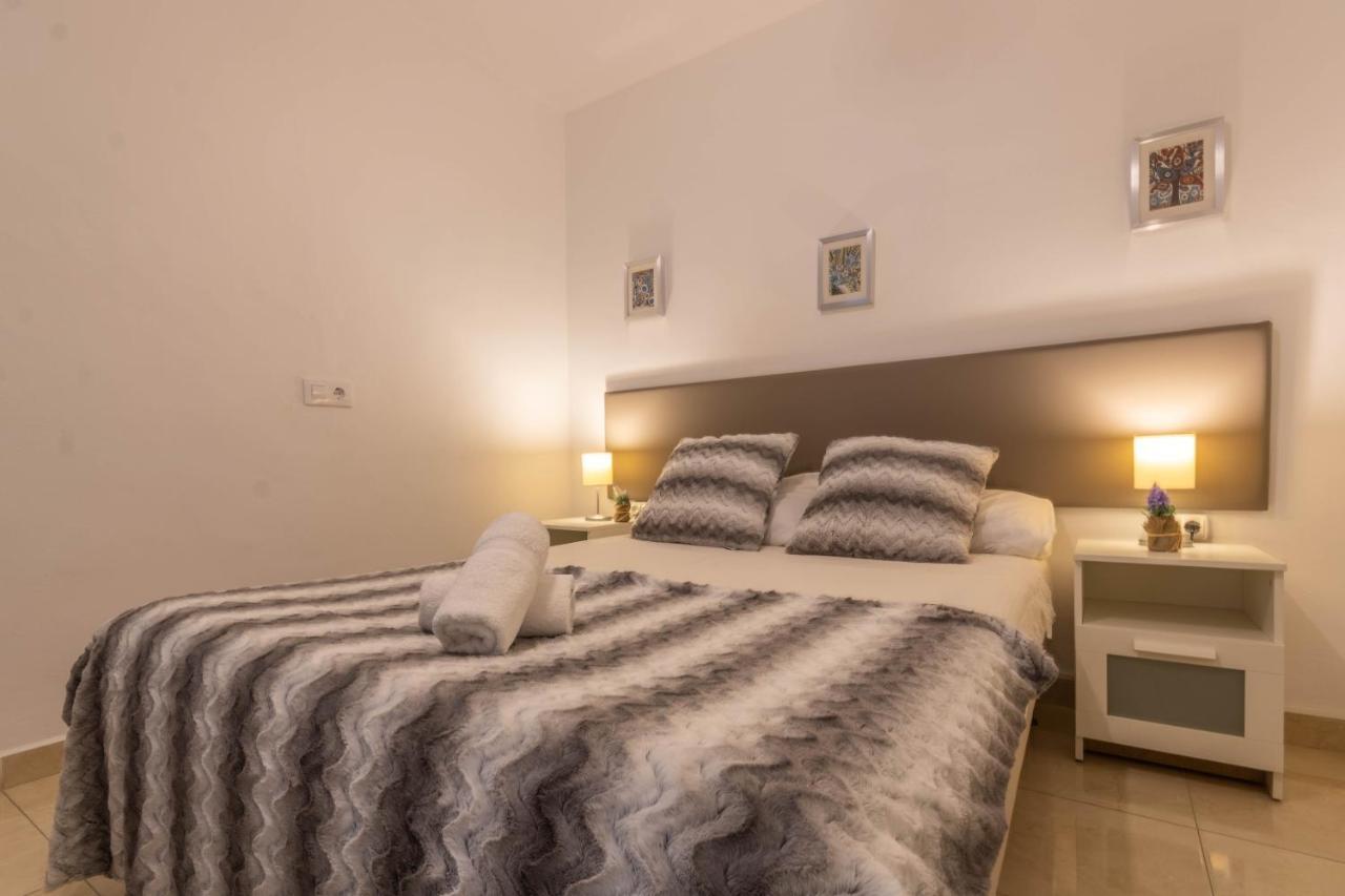 Apartamento Jardines De Murillo Sevilla Exterior foto